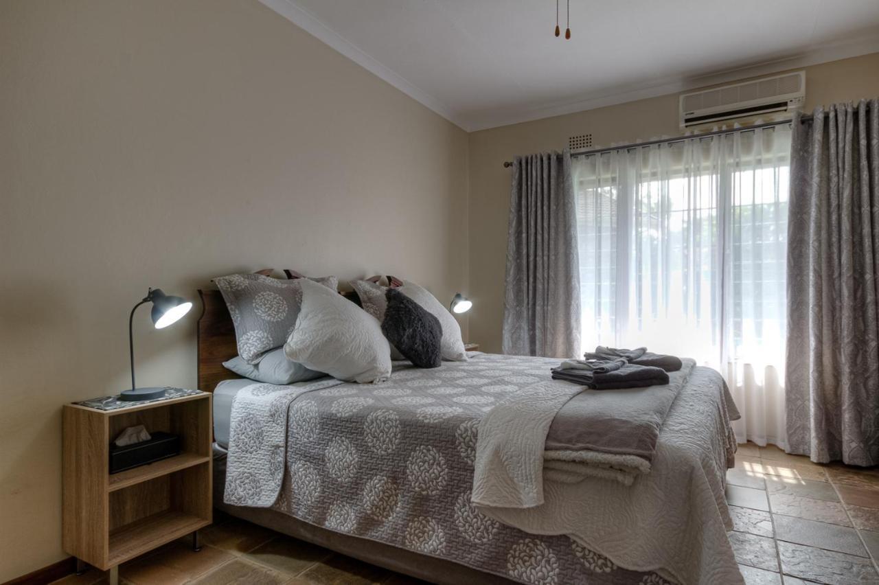 Buya Futhi Bed & Breakfast Saint Lucia Estuary Exteriör bild